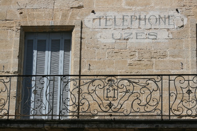 ../Images/20070709_188_uzes_telephone.jpg